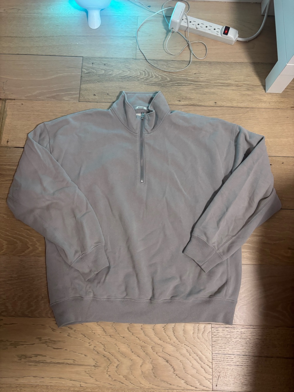Abercrombie and Fitch Men's Half-Zip Sweatshirt in Light Gray